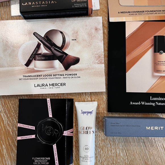 33 NWT Travel Size Beauty Minis - Picture 3 of 9